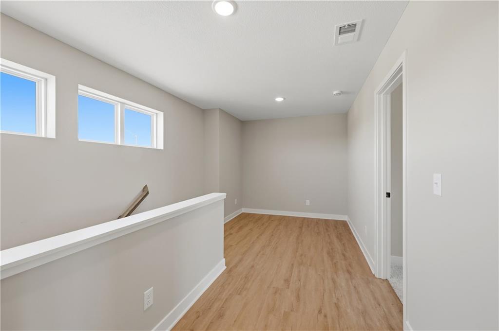4712 Brentwood Avenue Property Photo 19