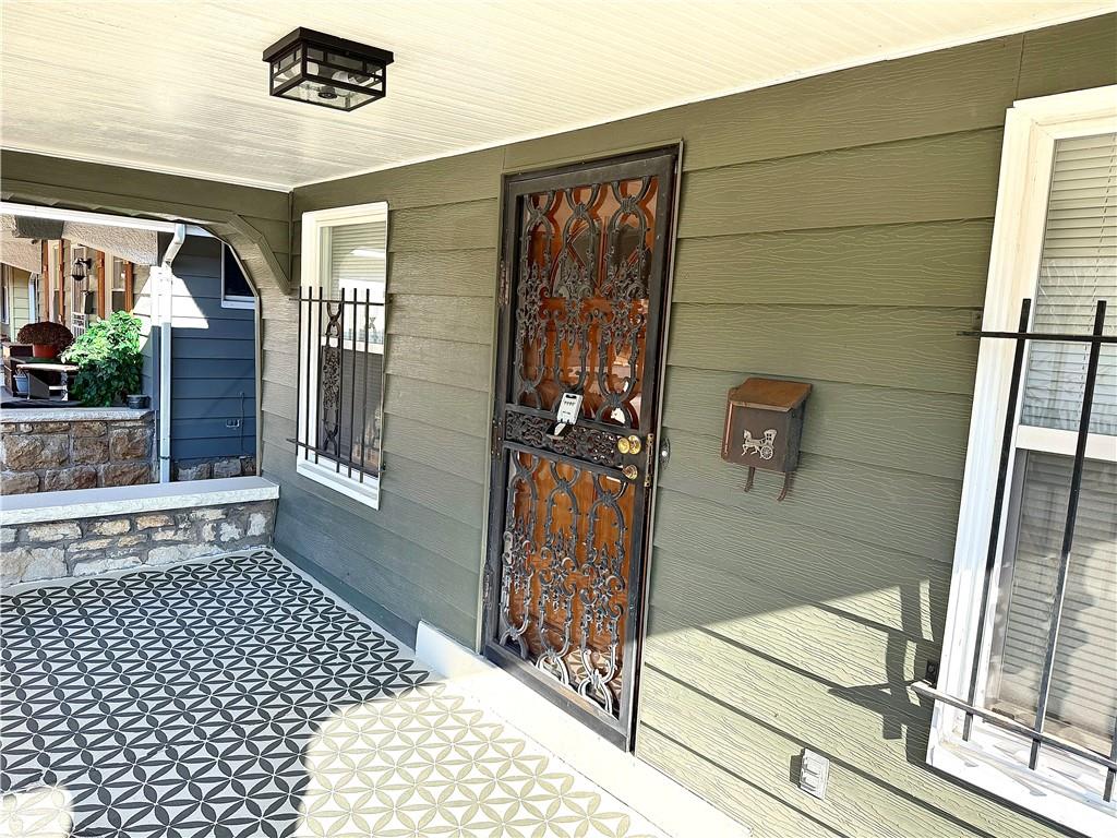 3811 College Avenue Property Photo 2