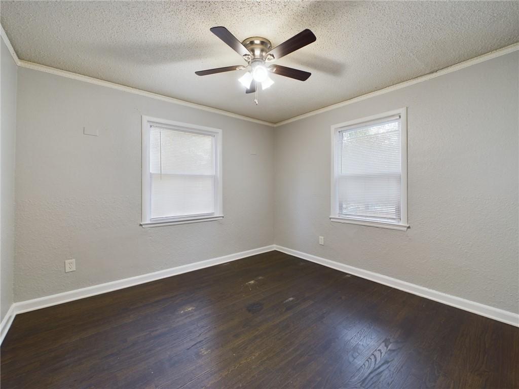 5015 E 40th Street Property Photo 8