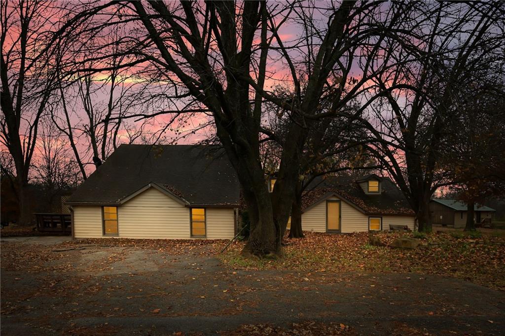8009 State Rt Yy Highway Property Photo 1