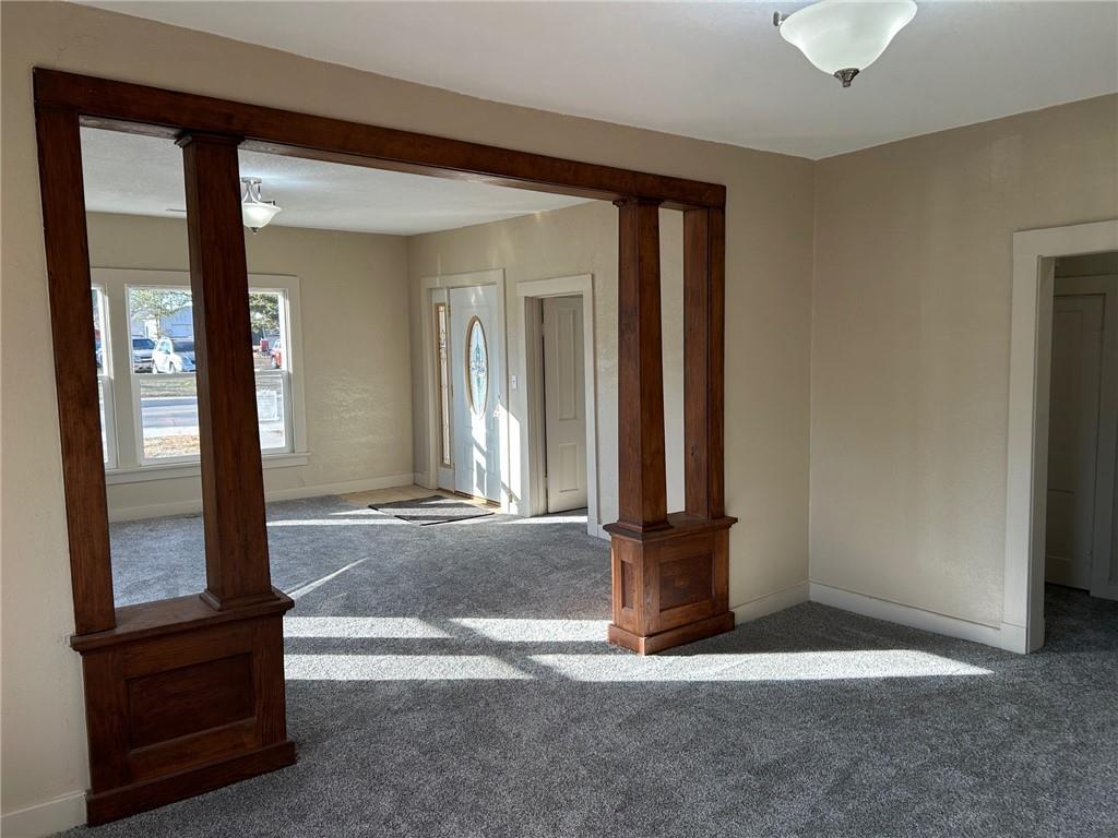 607 S Pine Street Property Photo 10