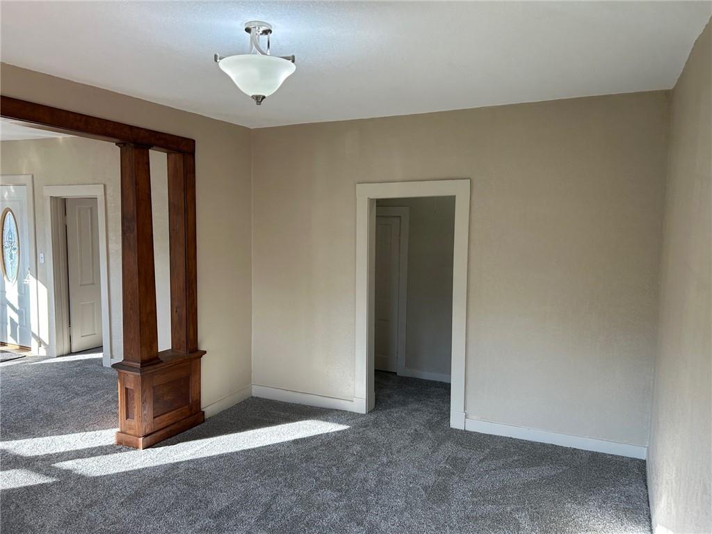 607 S Pine Street Property Photo 11