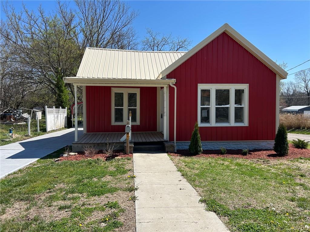 607 S Pine Street Property Photo 27