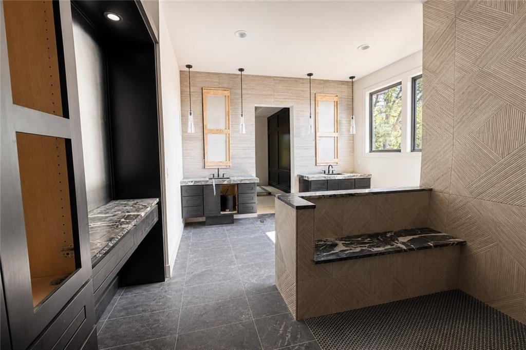 13721 Guilford Road Property Photo 14