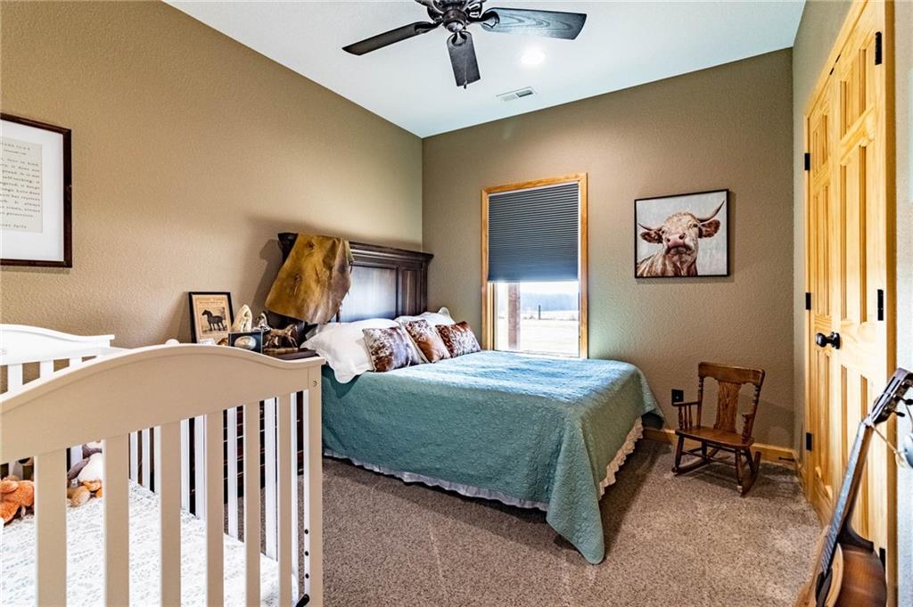 1193 Se 23 Highway Property Photo 45