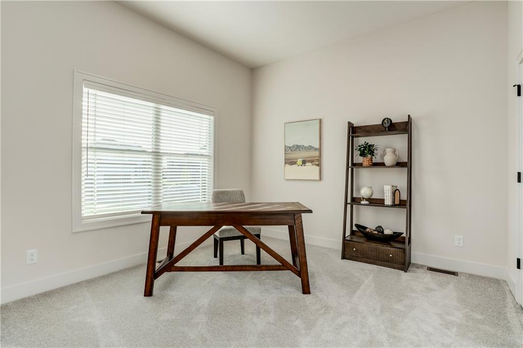 16928 S Brentwood Street Property Photo 16