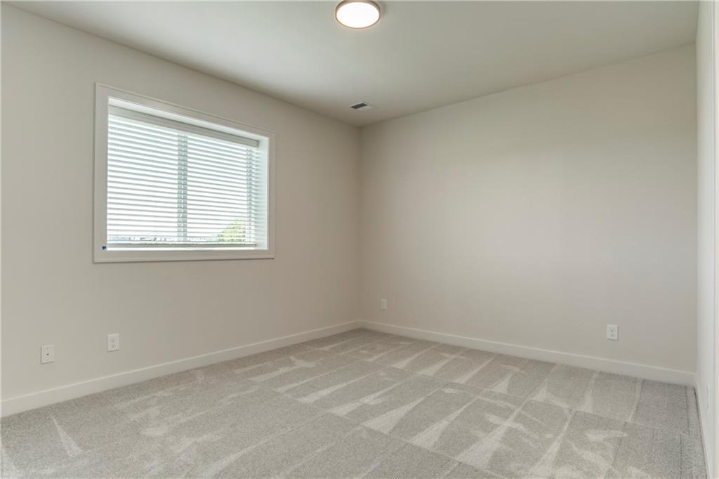 16928 S Brentwood Street Property Photo 34