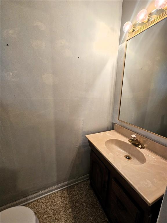 20802 E 13th Terrace Property Photo 11