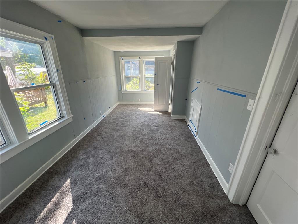 2215 E Meyer Boulevard Property Photo 3