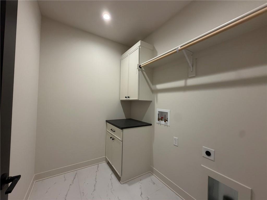 8910 Ginger Street Property Photo 24