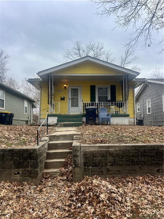 5211 Gladstone Boulevard Property Photo 1