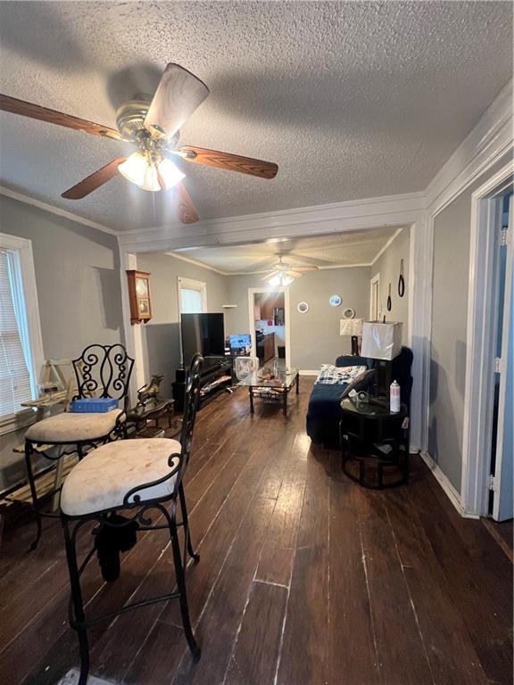 5211 Gladstone Boulevard Property Photo 4