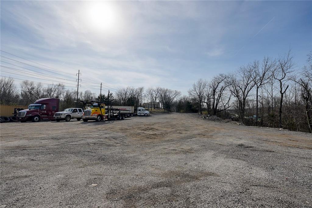 814 Se Sunny School Circle Property Photo 26