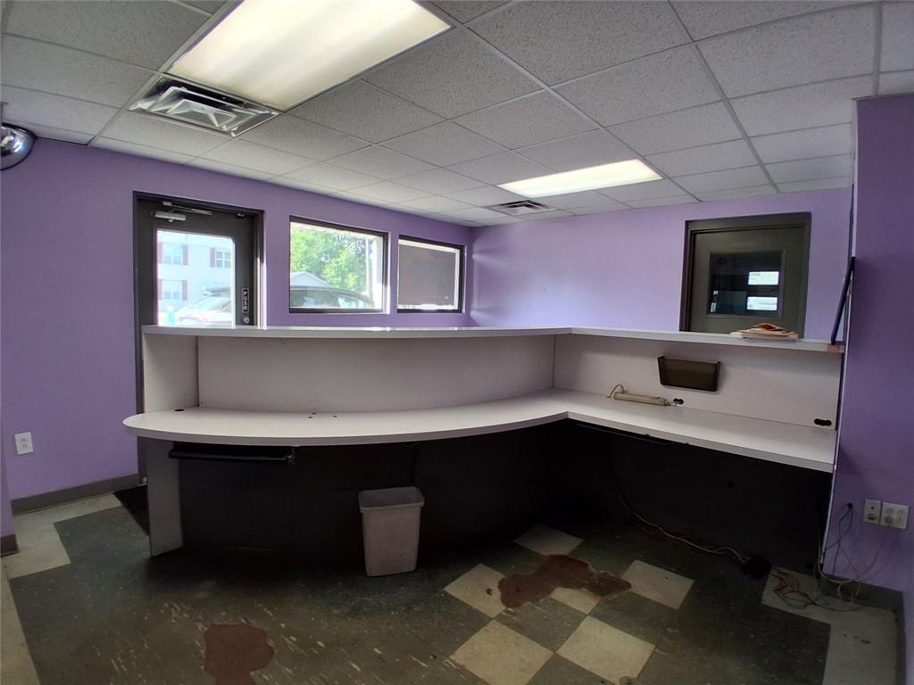 512 W 4th Street Property Photo 8