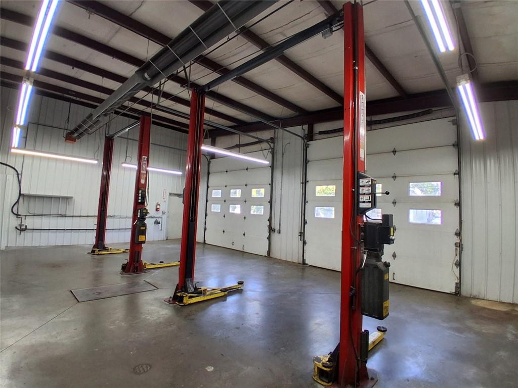 512 W 4th Street Property Photo 44