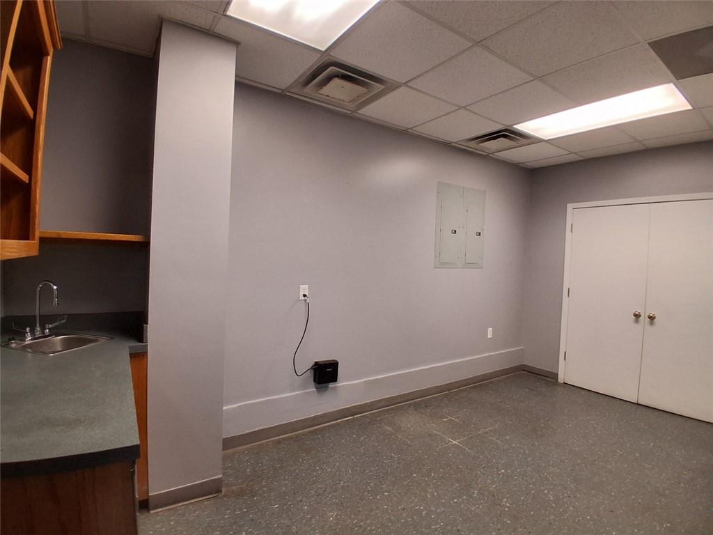 512 W 4th Street Property Photo 46