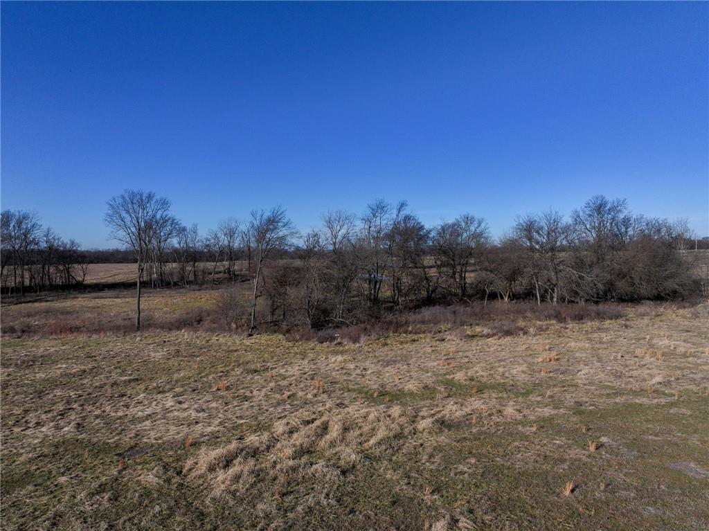 T1 E Logan Road Property Photo 10