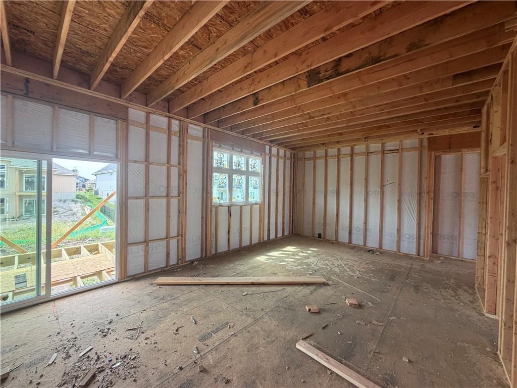 15339 W 161st Terrace Property Photo 3