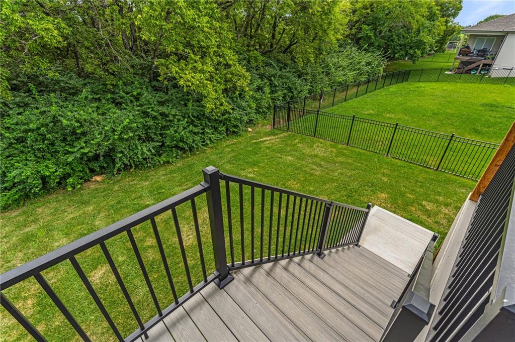 14033 S Landon Street Property Photo 29