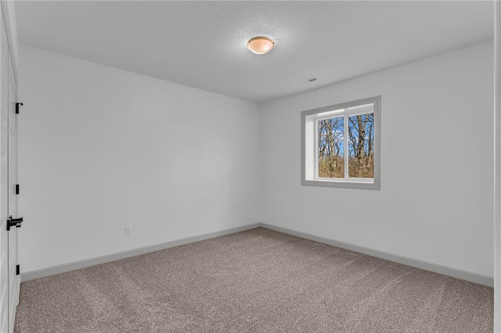 14033 S Landon Street Property Photo 57