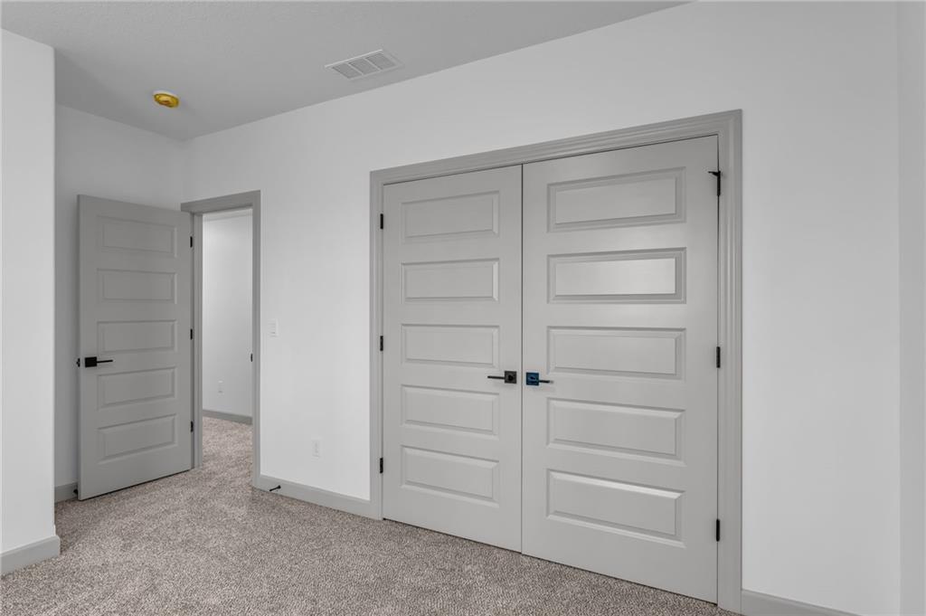 14033 S Landon Street Property Photo 58