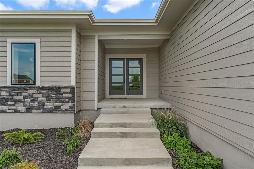 14033 S Landon Street Property Photo 69