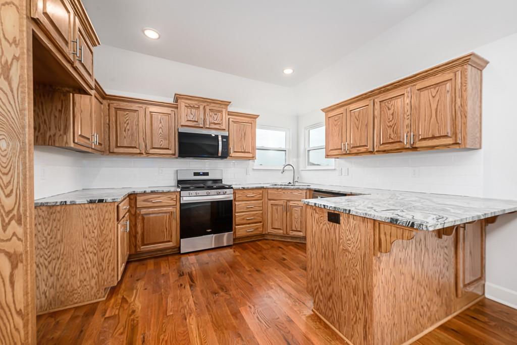 15624 Sheridan Court Property Photo 5