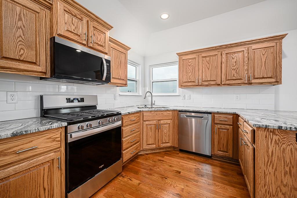 15624 Sheridan Court Property Photo 6