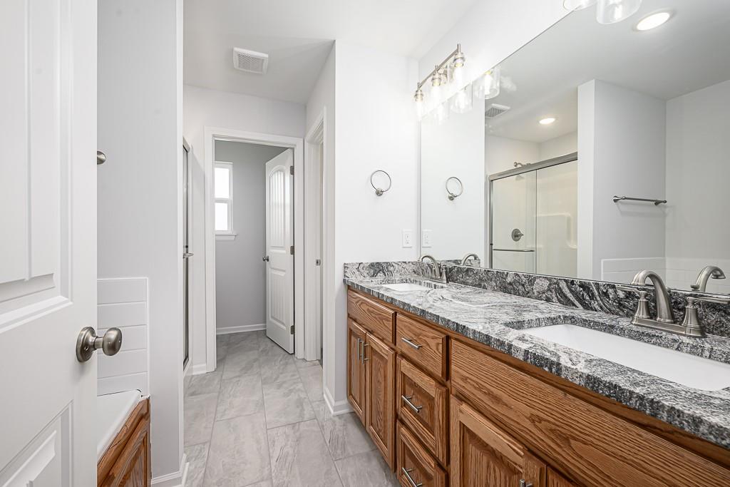 15624 Sheridan Court Property Photo 12
