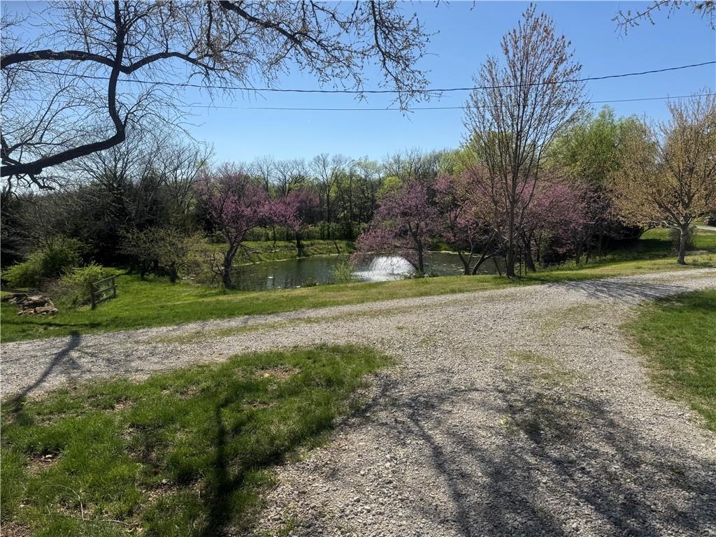 21405 W 73 Terrace Property Photo 7