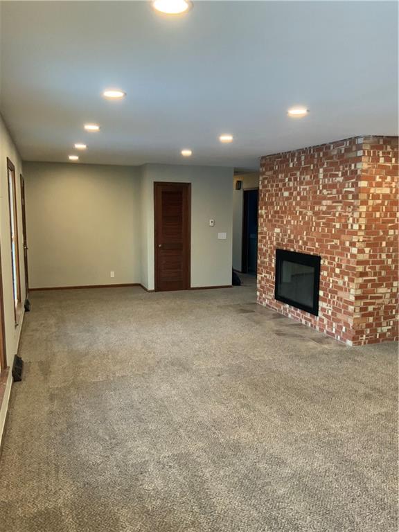 7 W Garfield Street Property Photo 9