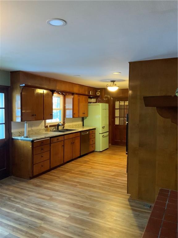 7 W Garfield Street Property Photo 40