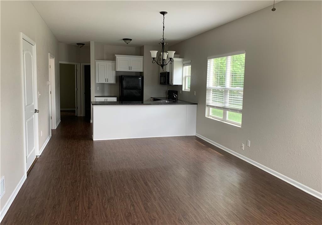 810 Riffle Drive Property Photo 3