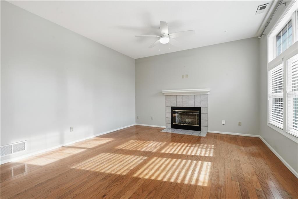 4624 Hearthside Drive Property Photo 5
