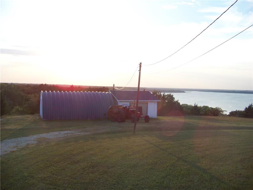 V Road Property Photo 9