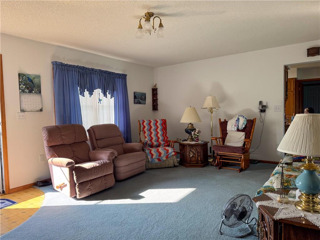 V Road Property Photo 11