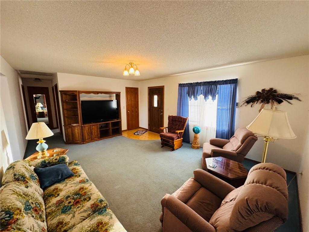 V Road Property Photo 15
