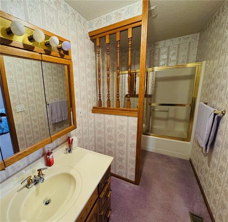 V Road Property Photo 20