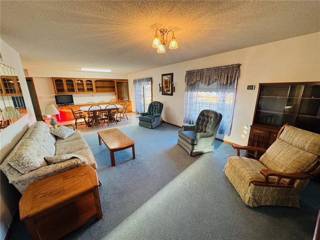 V Road Property Photo 21