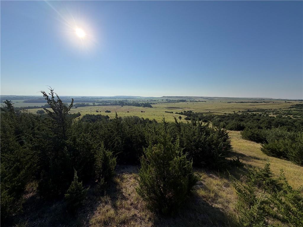V Road Property Photo 35
