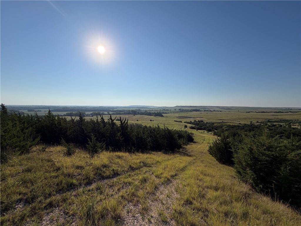 V Road Property Photo 36
