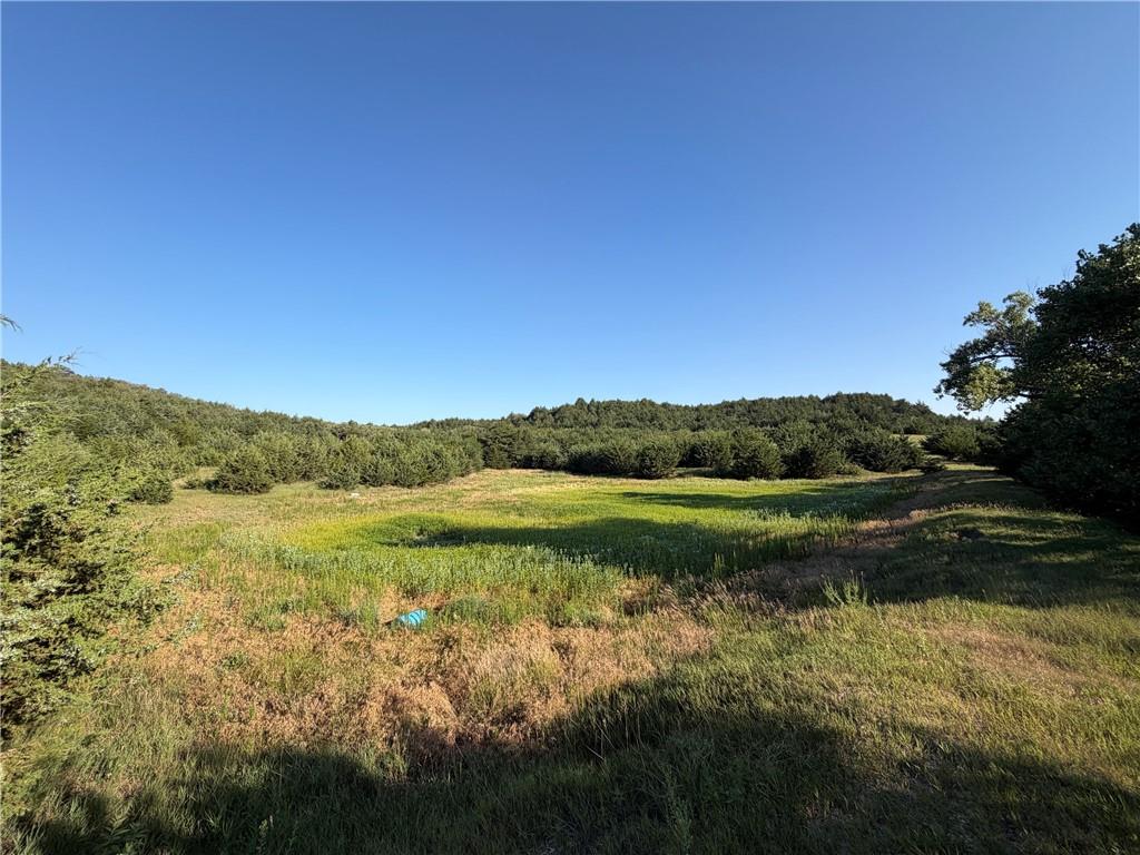 V Road Property Photo 38