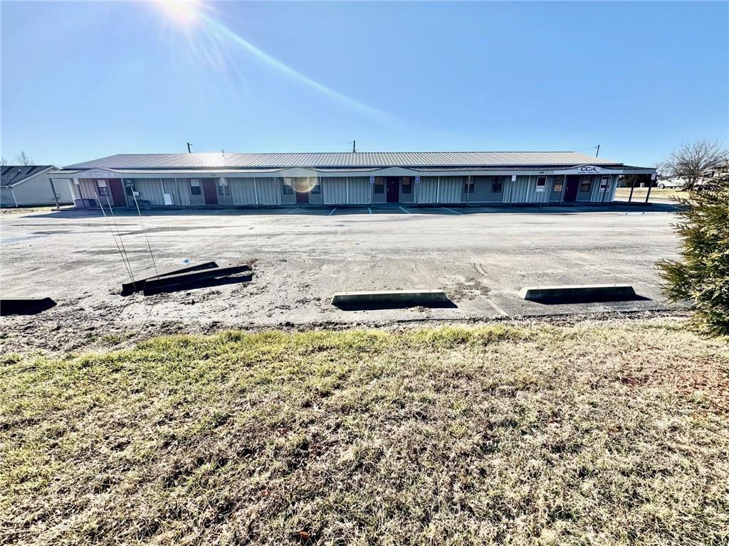 598 Se Dd Highway Property Photo 3