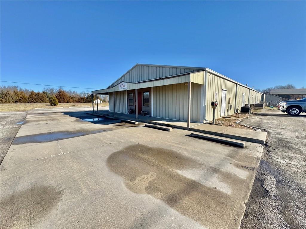 598 Se Dd Highway Property Photo 6