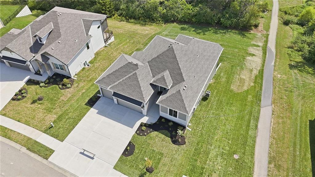 2127 Nw Killarney Lane Property Photo 4