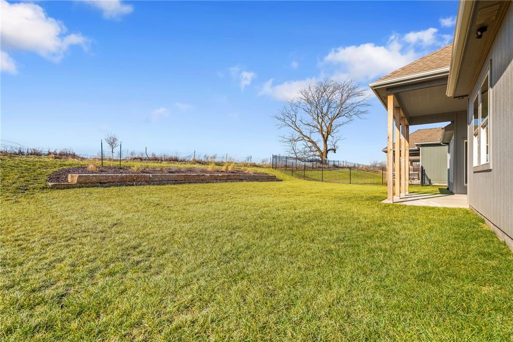 10216 N Winchester Avenue Property Photo 41