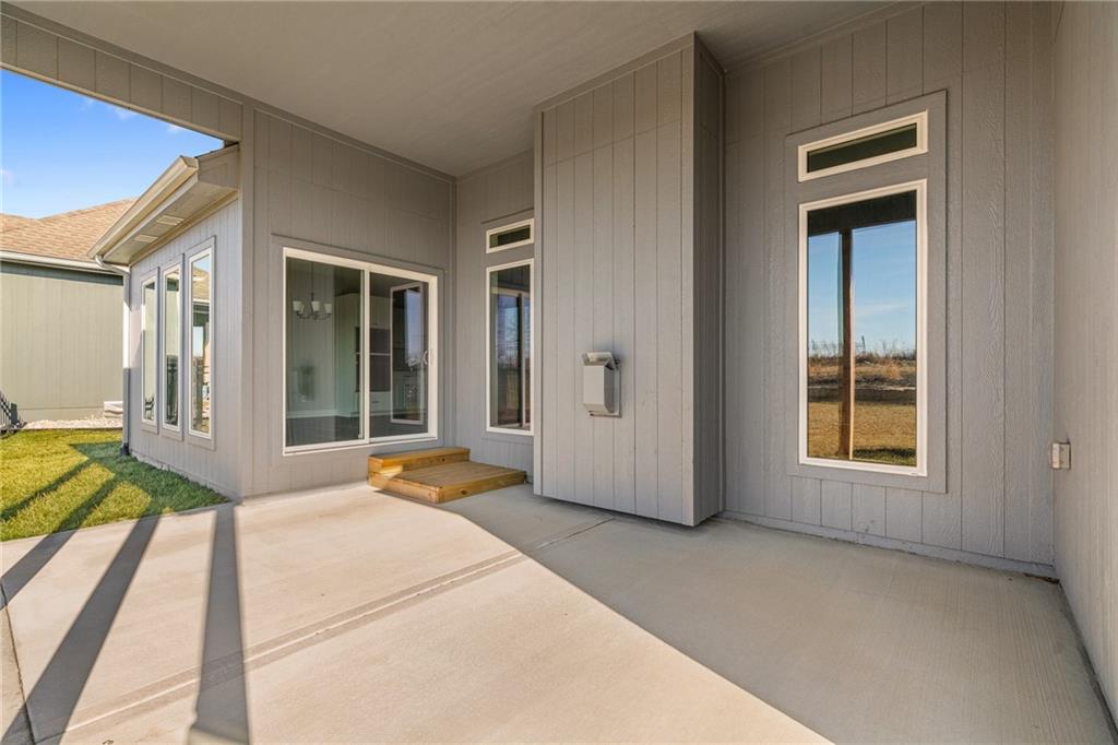 10216 N Winchester Avenue Property Photo 43