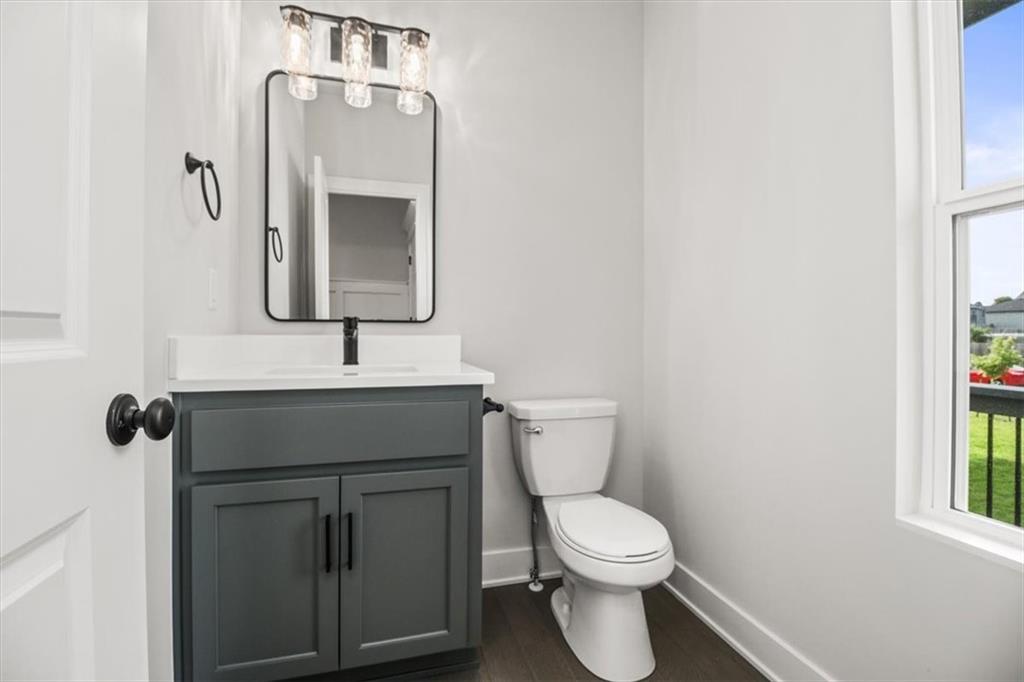 600 Sw Valley Drive Property Photo 25