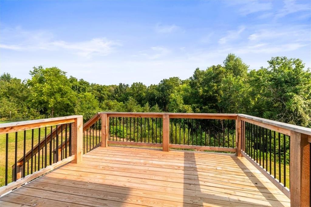 600 Sw Valley Drive Property Photo 28