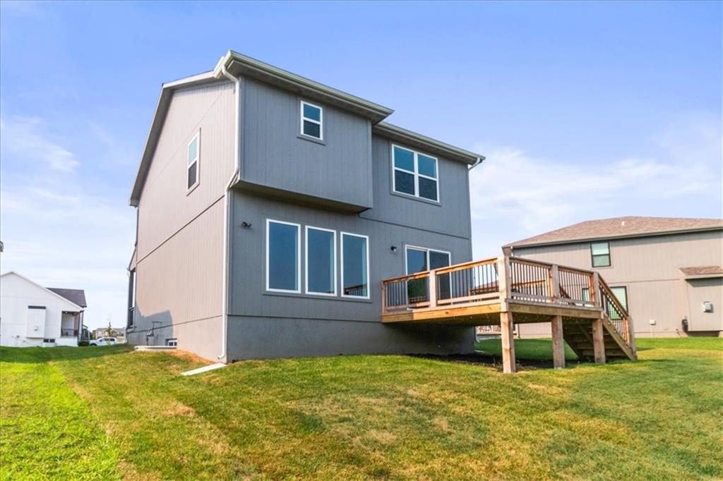 600 Sw Valley Drive Property Photo 29